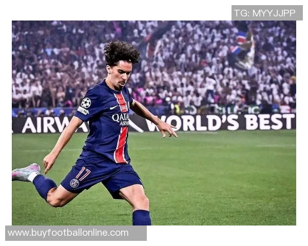 恩里克盛赞维蒂尼亚为世界顶级中场巴黎需树立独特身份认同 恩里克盛赞维蒂尼亚为世界顶级中场巴黎需树立独特身份认同