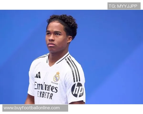 西媒报道恩德里克或冬窗离队里昂全力争取租借展开谈判