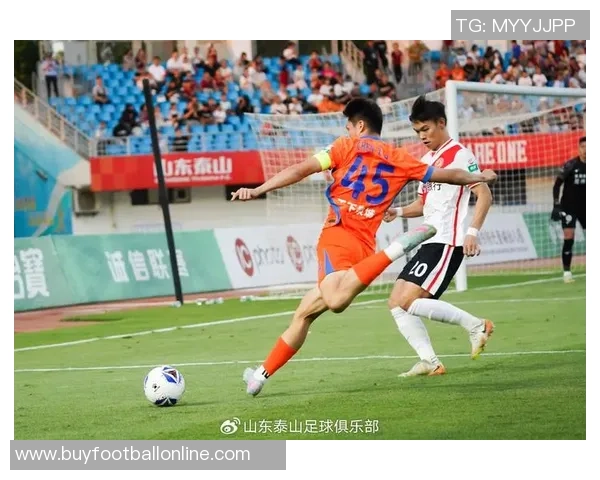 山东泰山B队于12月15日晚重返基地集结备战新赛季全力以赴再创佳绩