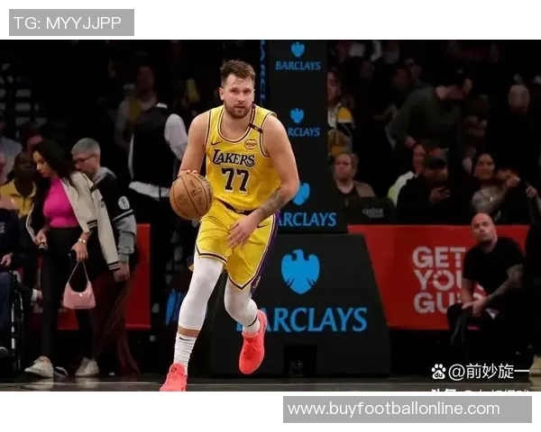 湖人缺乏内线威胁与外线射手东契奇难以发挥优势