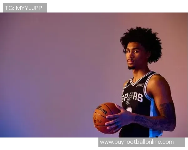 榜眼哈珀半场表现惨淡仅得1分2板4助手感全无引发热议